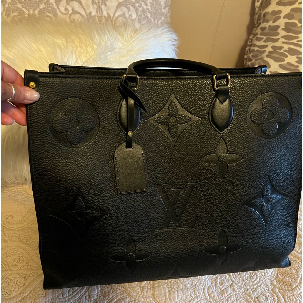 Like New On the Go Black Tote